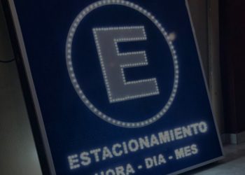 CARTELERÍA Y ACCESORIOS